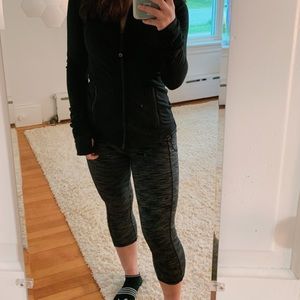 Danskin cropped grey leggings